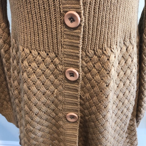 REBELL’s S/M women’s long button down sweater with hood - Picture 4 of 10